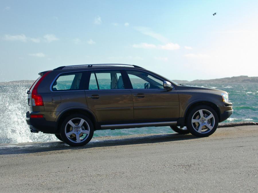  Volvo XC90 R-Design 2009 года  (фото 5 из 8)